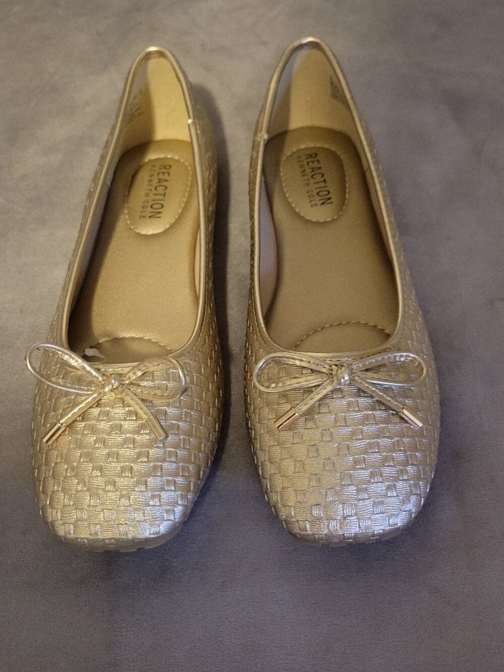 Reaction Kenneth Cole Gold Woven Slip-On Ballet Flats Women’s 8.5M Bow NWOB